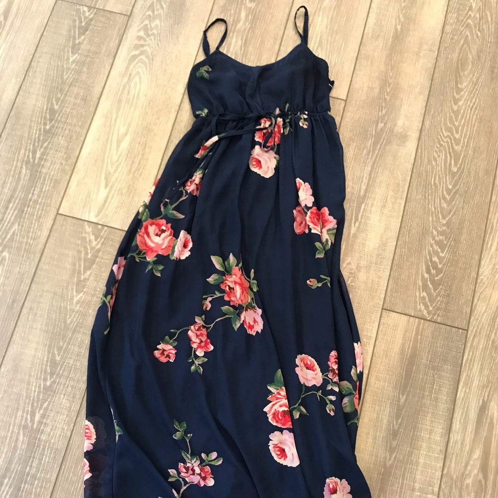**SOLD**Floral maxi dress
